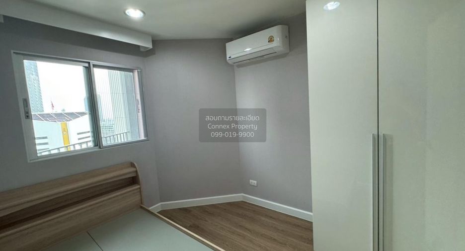 For rent 3 bedrooms condo in Huai Khwang, Bangkok