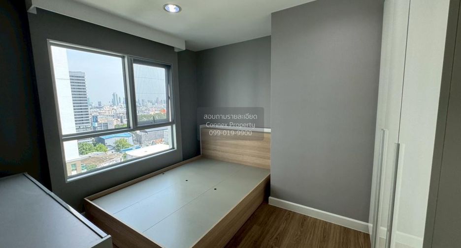 For rent 3 bedrooms condo in Huai Khwang, Bangkok