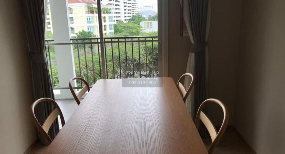 For rent 2 bedrooms condo in Watthana, Bangkok