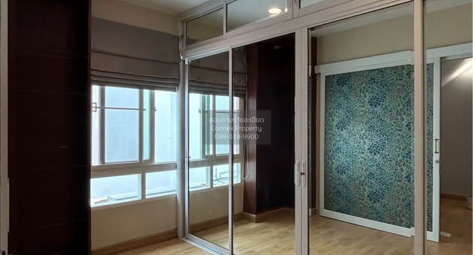 For rent 3 ベッドルーム townhouse in Wang Thonglang, Bangkok