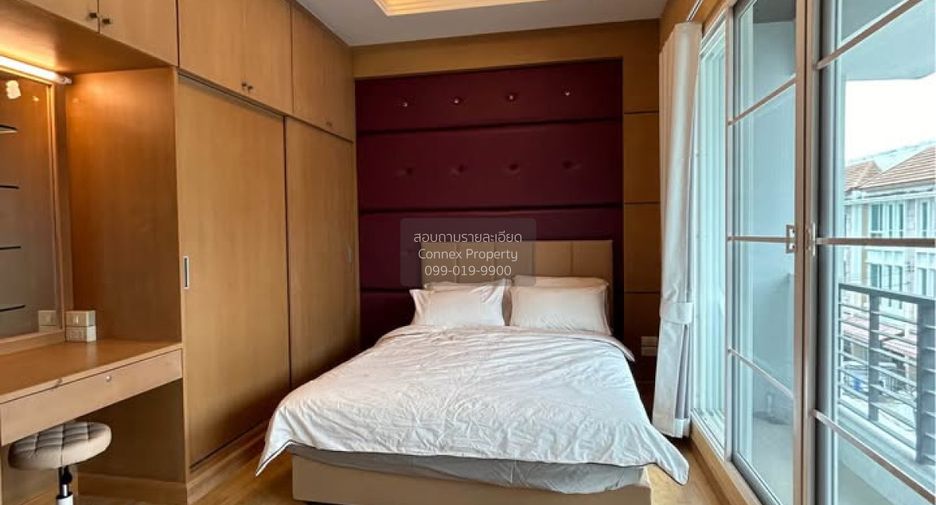 For rent 3 ベッドルーム townhouse in Wang Thonglang, Bangkok
