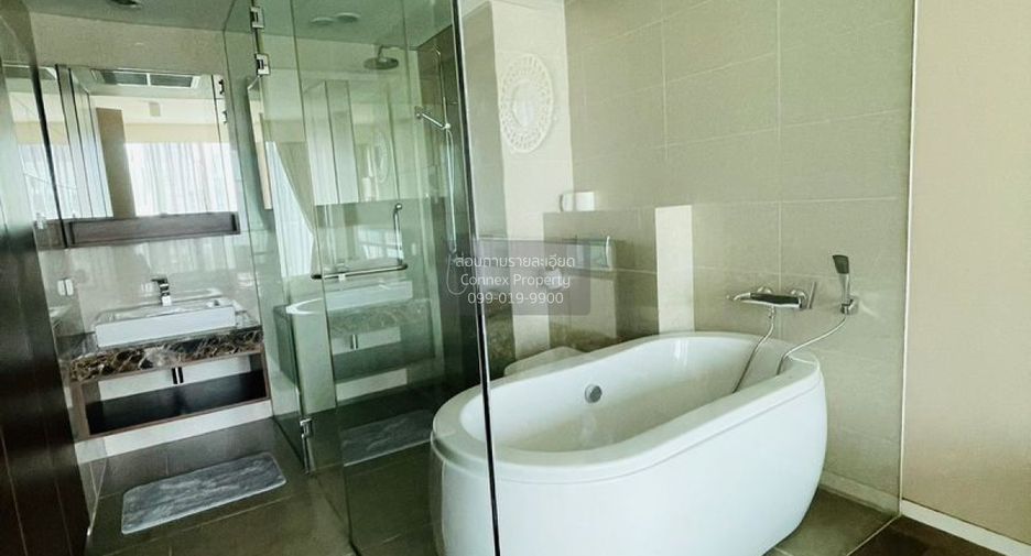 For rent 2 bedrooms condo in Watthana, Bangkok