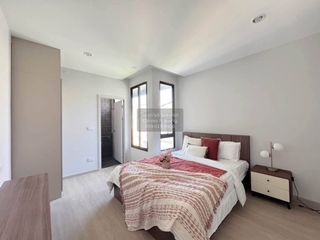 For rent 4 bedrooms townhouse in Bang Khun Thian, Bangkok