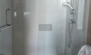 Condo en alquiler de 3 habitaciones en Khlong Toei, Bangkok