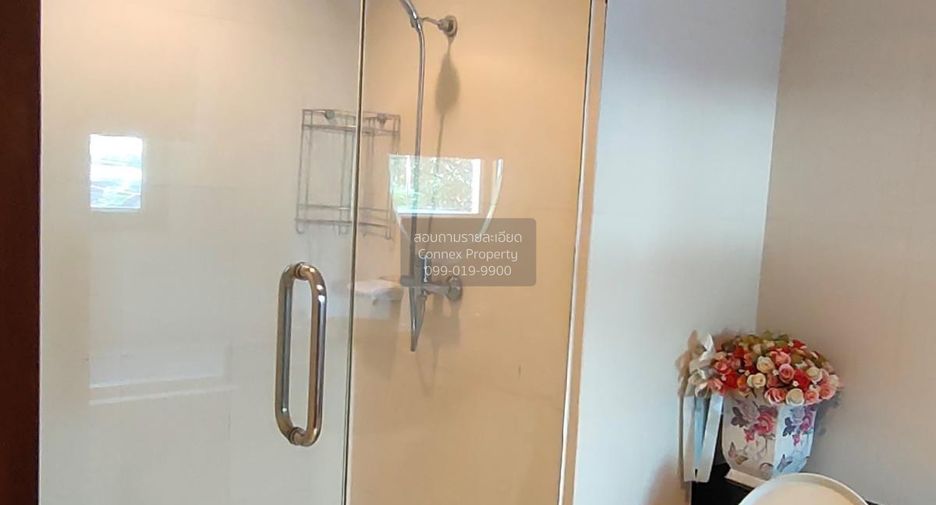 For rent 3 ベッドルーム condo in Sathon, Bangkok