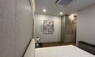 Casa en alquiler de 4 habitaciones en Bang Phli, Samut Prakan