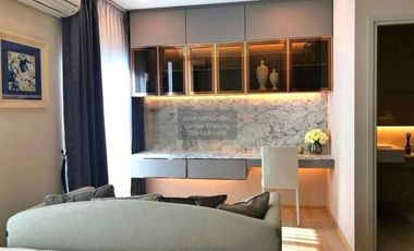 For rent 2 bedrooms condo in Huai Khwang, Bangkok