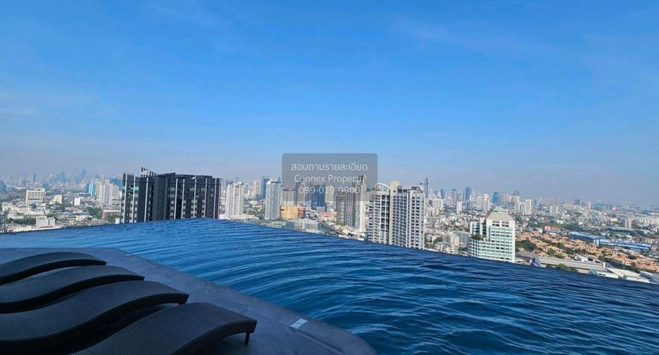 For rent 2 bedrooms condo in Khlong Toei, Bangkok