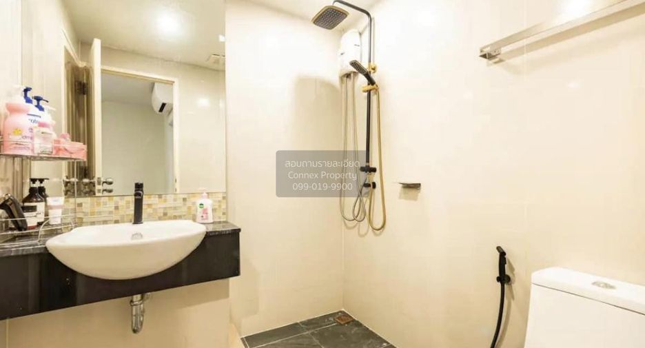 Condo en alquiler de 2 habitaciones en Bang Kapi, Bangkok