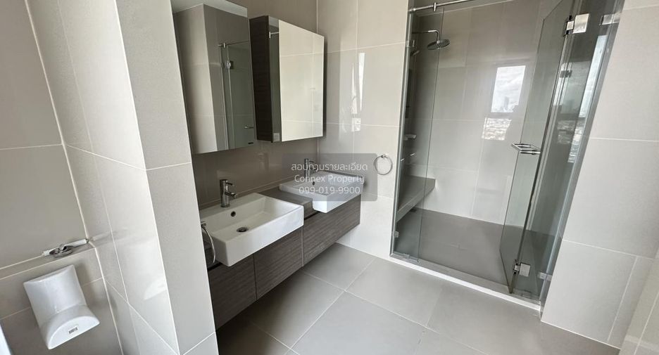 Condo en alquiler de 2 habitaciones en Huai Khwang, Bangkok