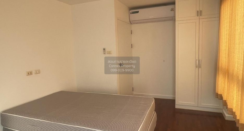 For rent 3 bedrooms condo in Bang Kho Laem, Bangkok