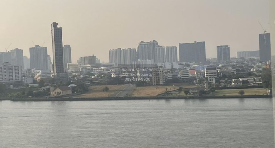 For rent 3 bedrooms condo in Bang Kho Laem, Bangkok
