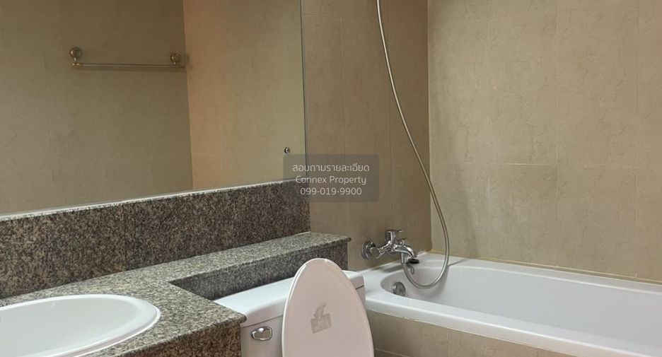 For rent 3 bedrooms condo in Bang Kho Laem, Bangkok