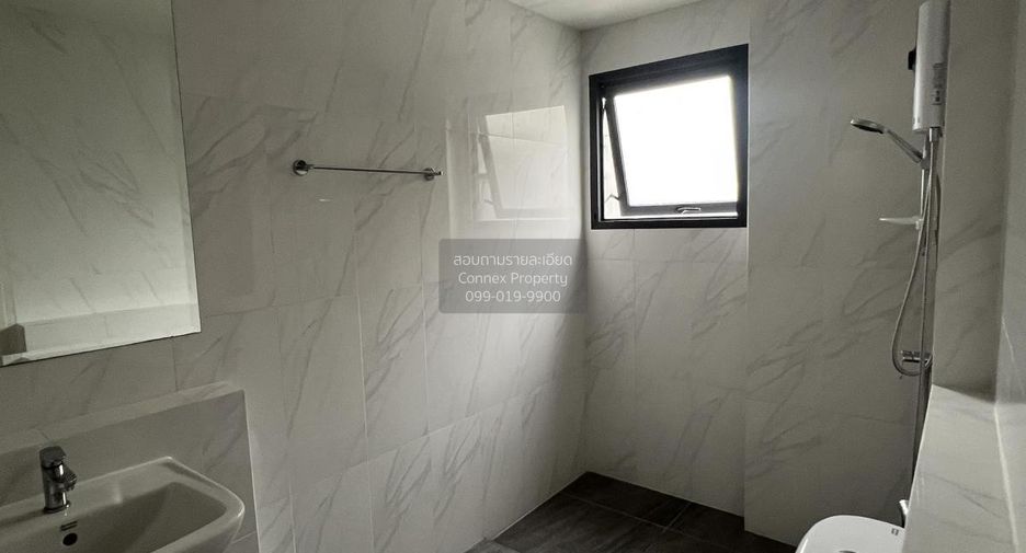 For rent 4 bedrooms house in Mueang Pathum Thani, Pathum Thani