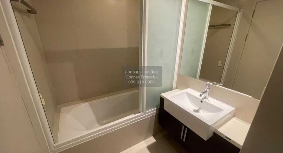 For rent 1 bed condo in Watthana, Bangkok