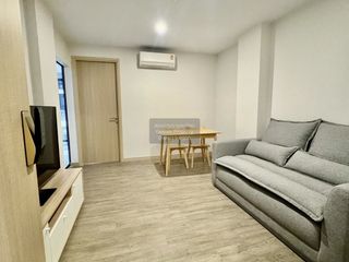 Wohnung zur Miete mit 1 Zimmer in Yan Nawa, Bangkok