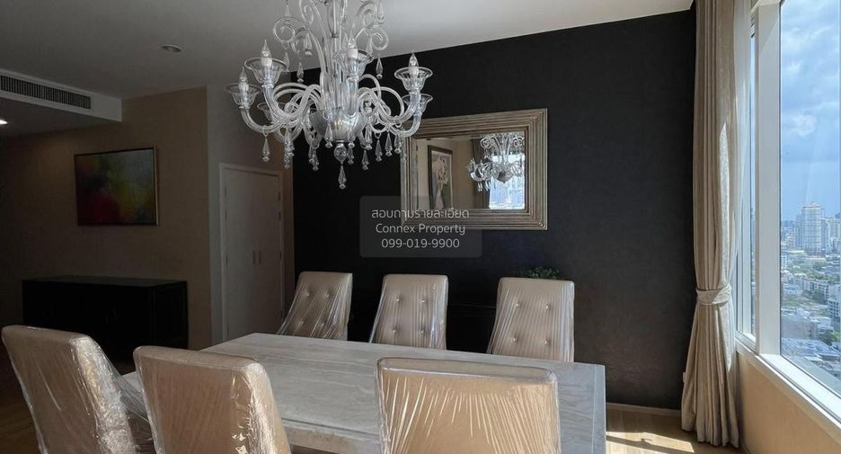 For rent 3 bedrooms condo in Khlong Toei, Bangkok