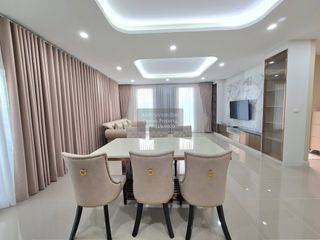 Casa en alquiler de 4 habitaciones en Lat Krabang, Bangkok