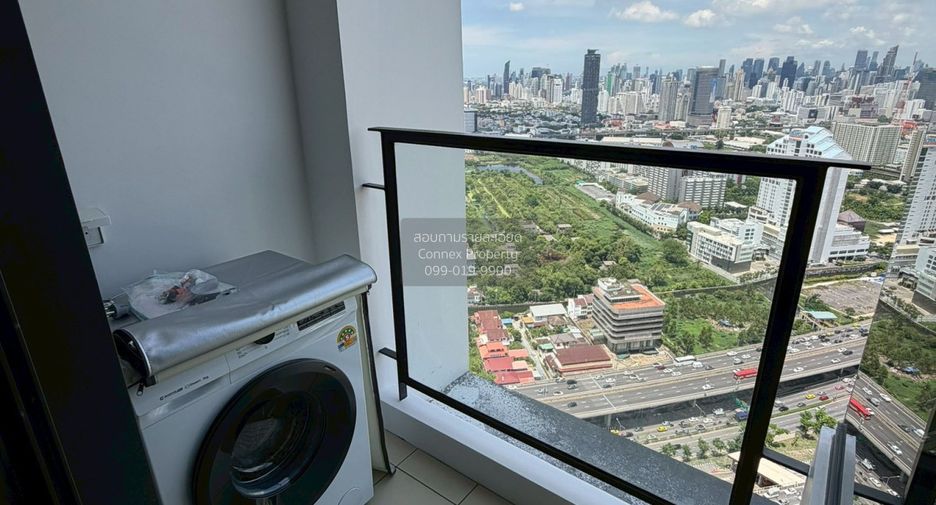 À louer 1 chambre condo à Huai Khwang, Bangkok