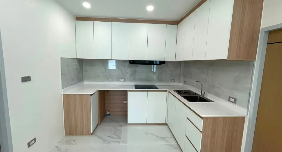 出售 5 卧室 独立屋 在 Wang Thong Lang, 曼谷