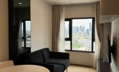 Condo en alquiler de 1 habitaciones en Khlong Toei, Bangkok