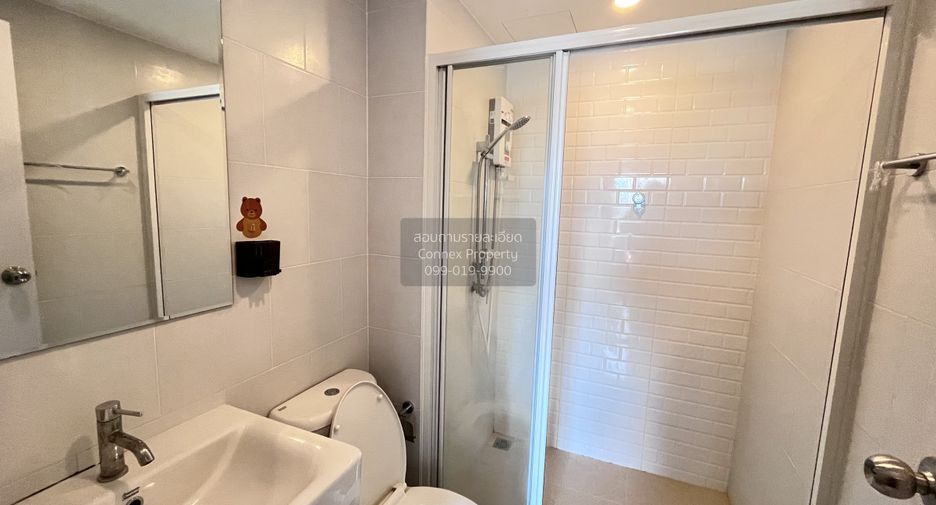 For rent 1 bed condo in Wang Thonglang, Bangkok