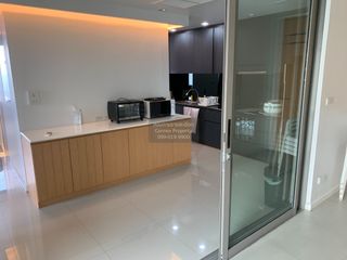 À louer 1 chambre condo à Yan Nawa, Bangkok