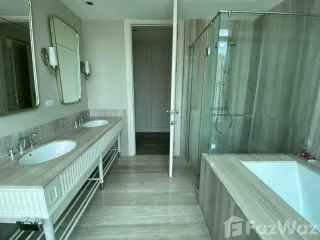 For sale 3 bedrooms condo in Pathum Wan, Bangkok