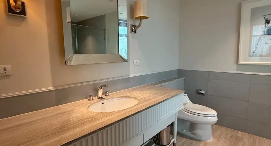 For sale 3 bedrooms condo in Pathum Wan, Bangkok