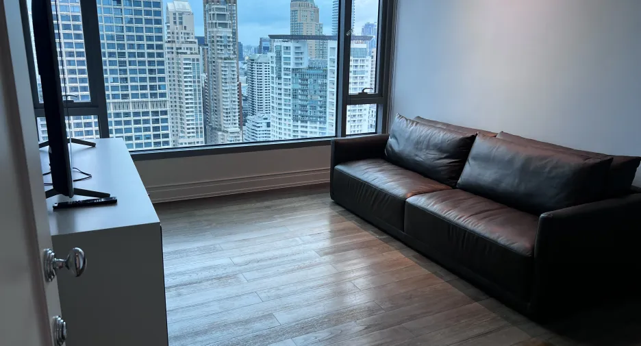 For sale 3 bedrooms condo in Pathum Wan, Bangkok