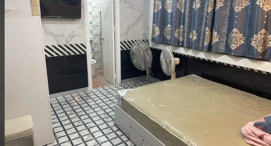 For rent 2 bedrooms condo in Chatuchak, Bangkok
