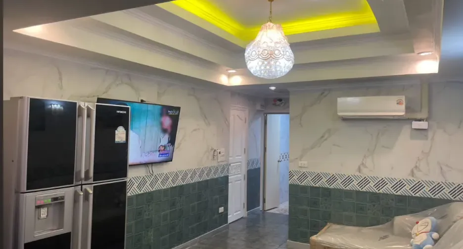 For rent 2 bedrooms condo in Chatuchak, Bangkok