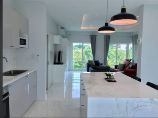 Haus zur Miete mit 4 Zimmer in Lat Phrao, Bangkok