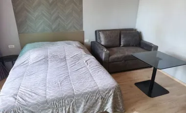 For sale studio condo in Khlong San, Bangkok