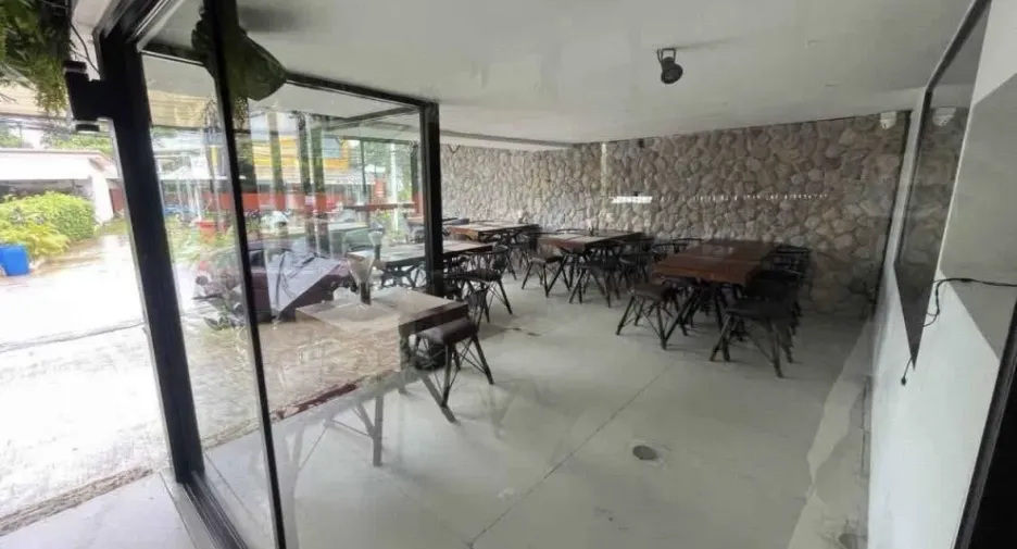 出售 4 卧室 商业空间 在 Phuket Town, 普吉