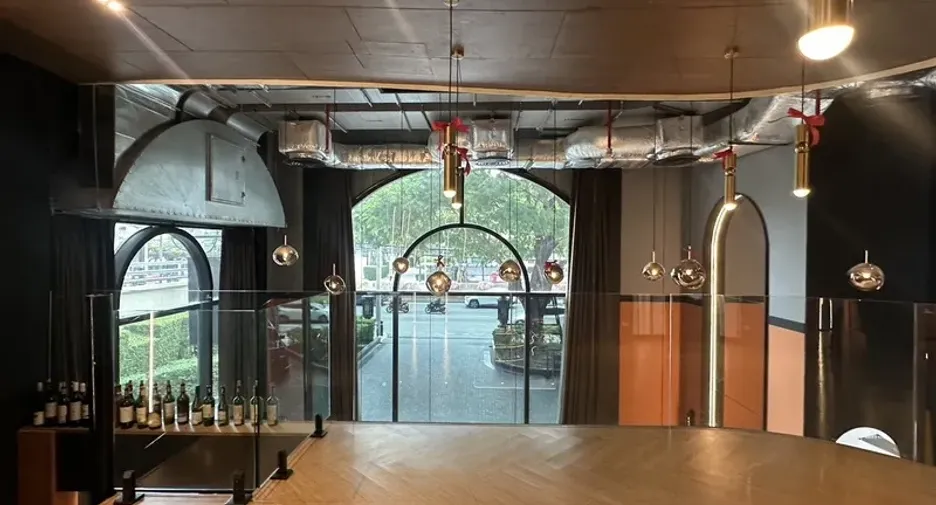 Local comercial en alquiler en Bang Rak, Bangkok