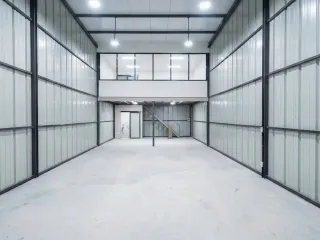 For rent warehouse in Suan Luang, Bangkok