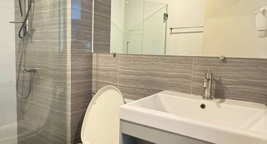 For rent 1 bed condo in Bang Khen, Bangkok