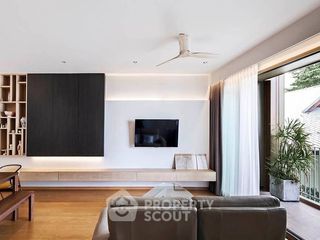 Condo en venta de 2 habitaciones en Yan Nawa, Bangkok