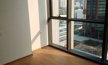 For sale 2 bedrooms condo in Pathum Wan, Bangkok