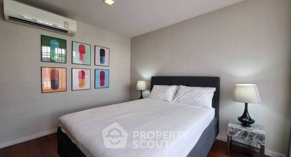 Reihenhaus zur Miete und zum Kauf mit 4 Zimmer in Watthana, Bangkok