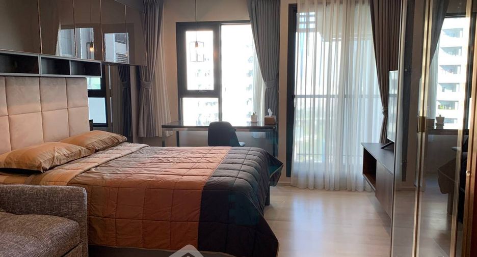 For rent 1 bed condo in Pathum Wan, Bangkok