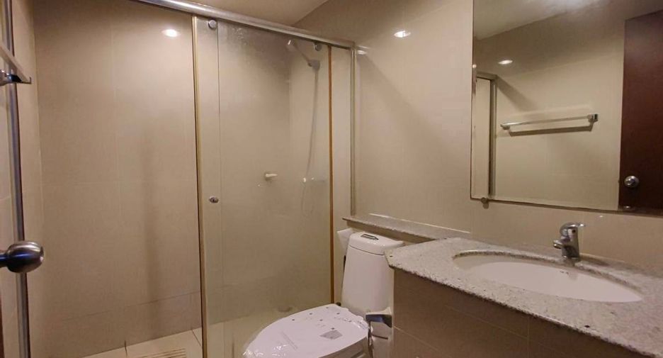 Condo en alquiler de 2 habitaciones en Sathon, Bangkok