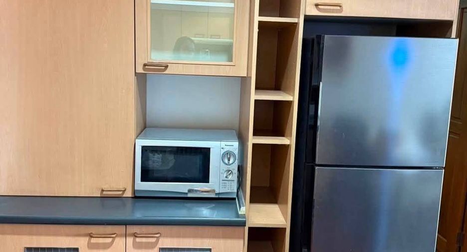 Wohnung zur Miete mit 2 Zimmer in Watthana, Bangkok