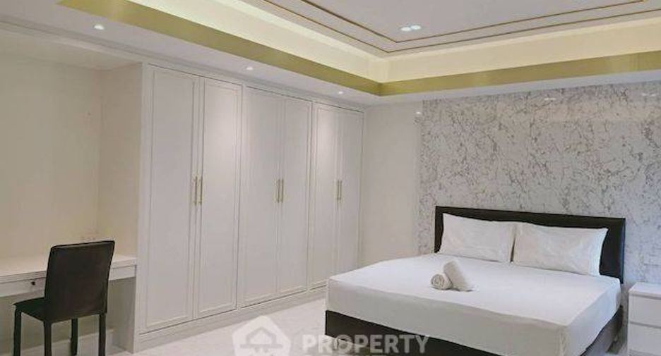 For rent 2 ベッドルーム condo in Watthana, Bangkok