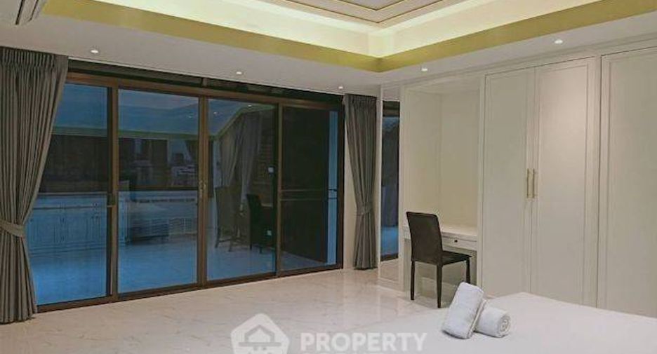 For rent 2 ベッドルーム condo in Watthana, Bangkok