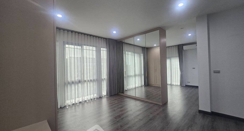 出租 2 卧室 独立屋 在 Suan Luang, 曼谷