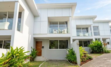 Condo en venta de 2 habitaciones en Ko Samui, Surat Thani