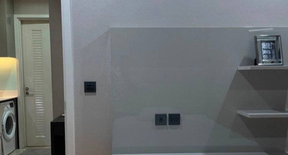 For rent 2 bedrooms condo in Phaya Thai, Bangkok