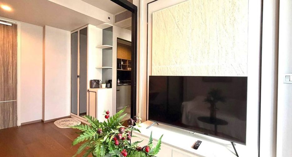 For rent 1 bed condo in Khlong Toei, Bangkok